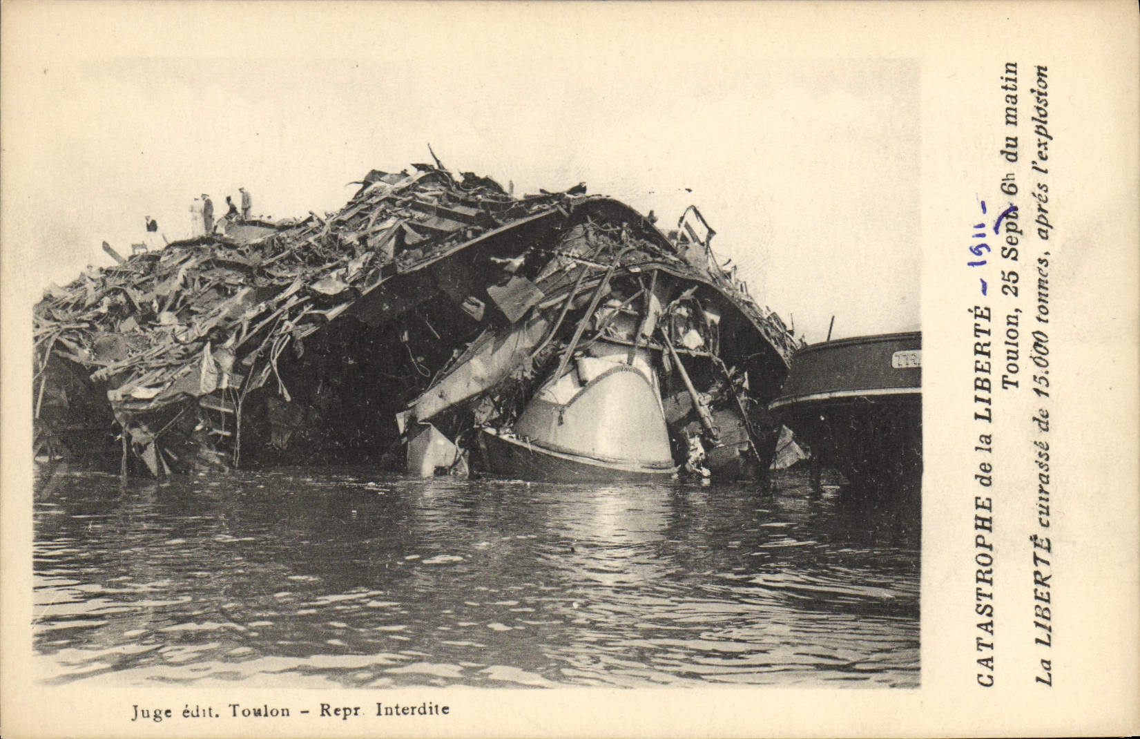 CPA Bateau Guerre Catastrophe de la Liberte 1911 Toulon 