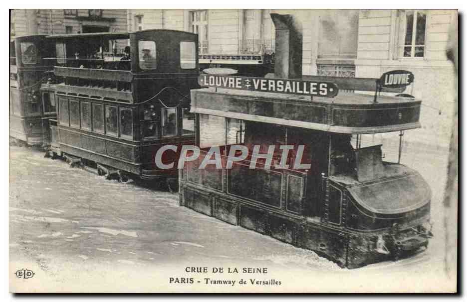 CPA Tramway Train Crue de la Seine Paris Tramway de Versailles Louvre