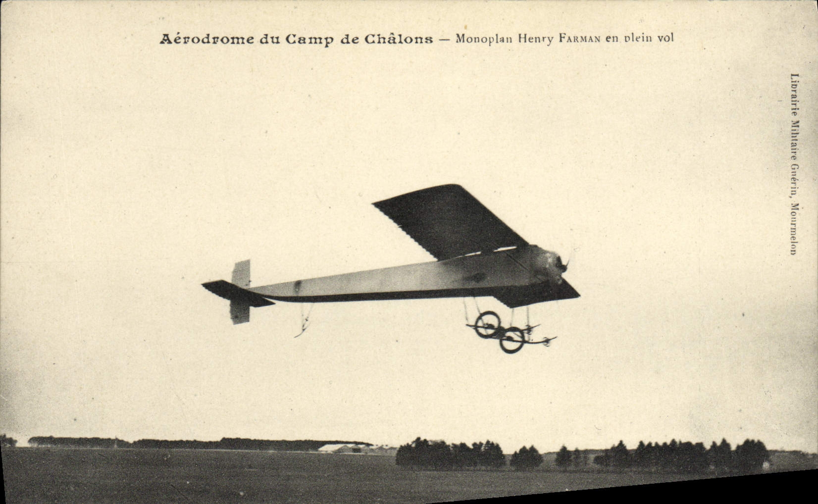 CPA Avion Aviation Aerodrome du camp de Chalon Monoplan Henry Farman en plein vol 