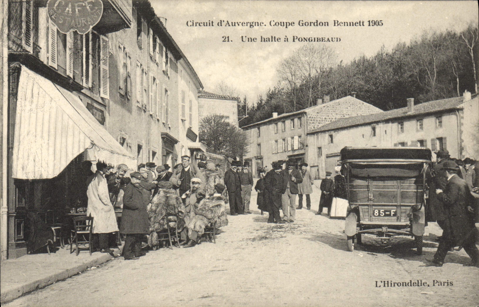 CPA Automobile CPA Automobile Coupe Gordon Bennett 5 juillet 1905 Circuit d'Auvergne Une halte a Pongibeaud 