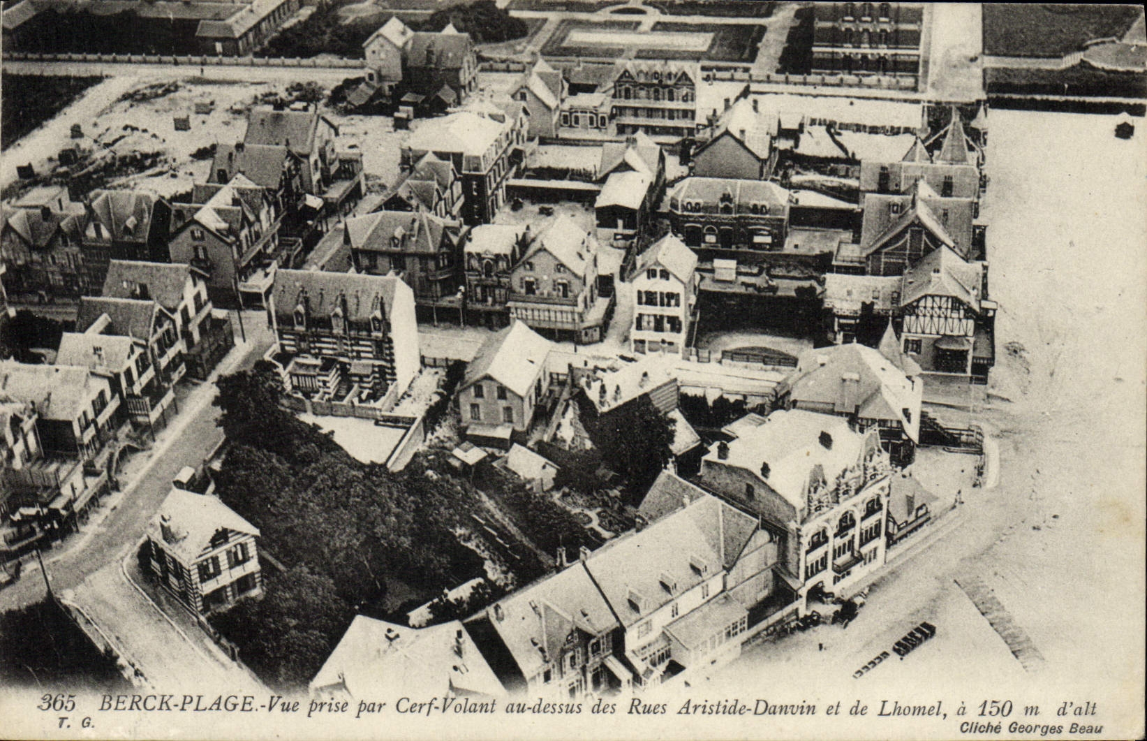 CPA Aviation Avion Berck plage Vue prise par cerf volant au dessus des rues Aristide Danvin et de Lhomel 