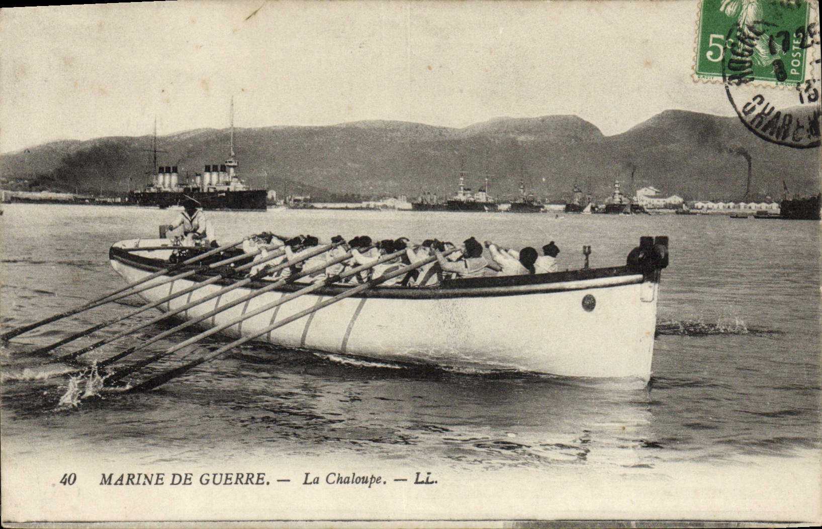 CPA Bateau Guerre La chaloupe