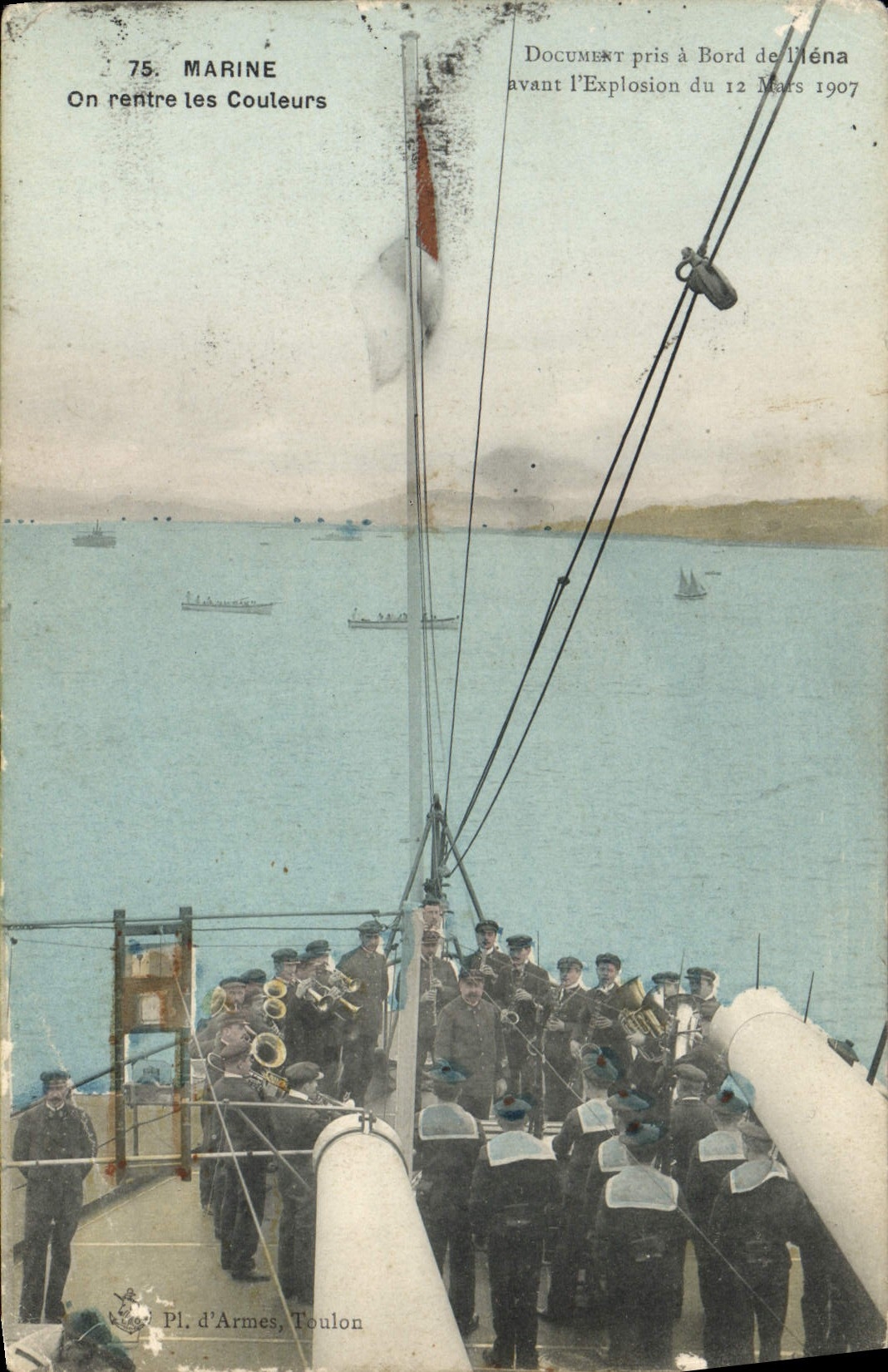 Marine — On rentre les Couleurs — Pl. d'Armes, Toulon