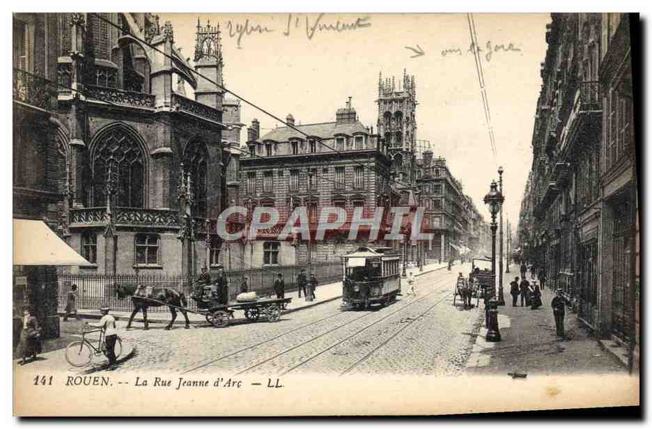 CPA Tramway Train Rouen La rue Jeanne d'Arc