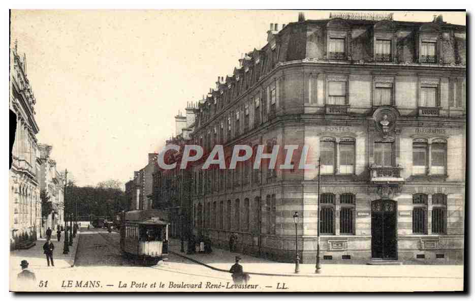CPA Tramway Train La Mans La poste et le boulevard Rene Levasseur 