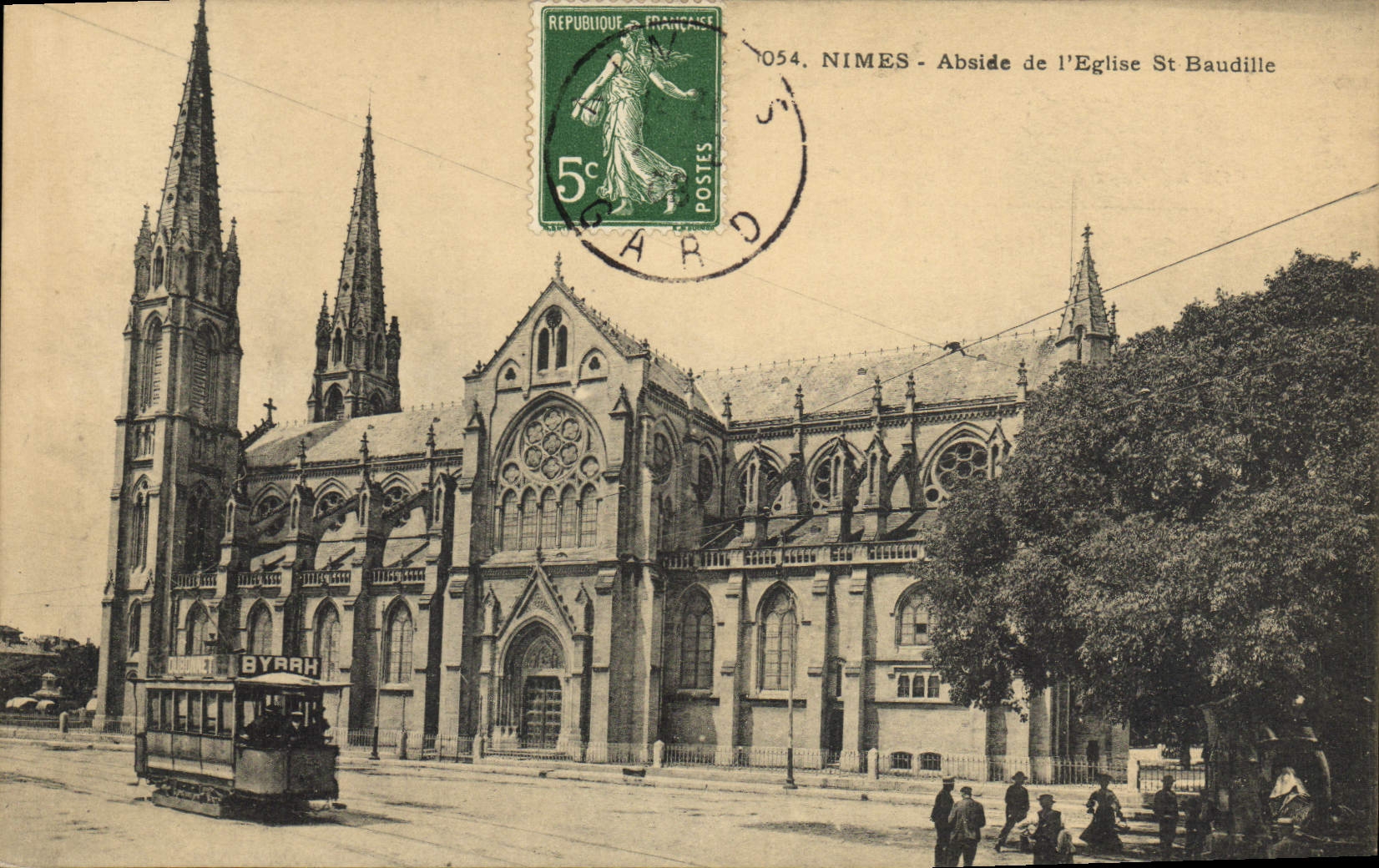 CPA Tramway Train Nimes Abside de l'eglise St Baudille Byrrh