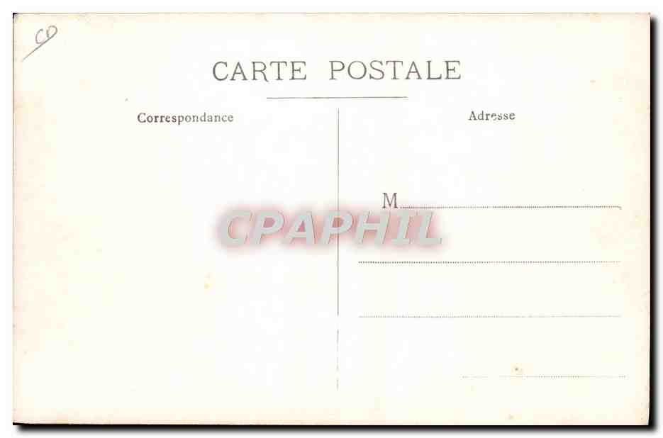Famille en voiture ancienne — paysage rural — éditeur non identifié — Reverso
