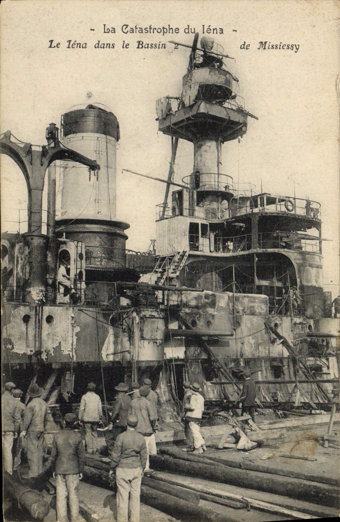 Le Téna dans le Bassin de Mississy — Catastrophe du Téna — Photo Ateliers Badoudin Vincent, Marseille