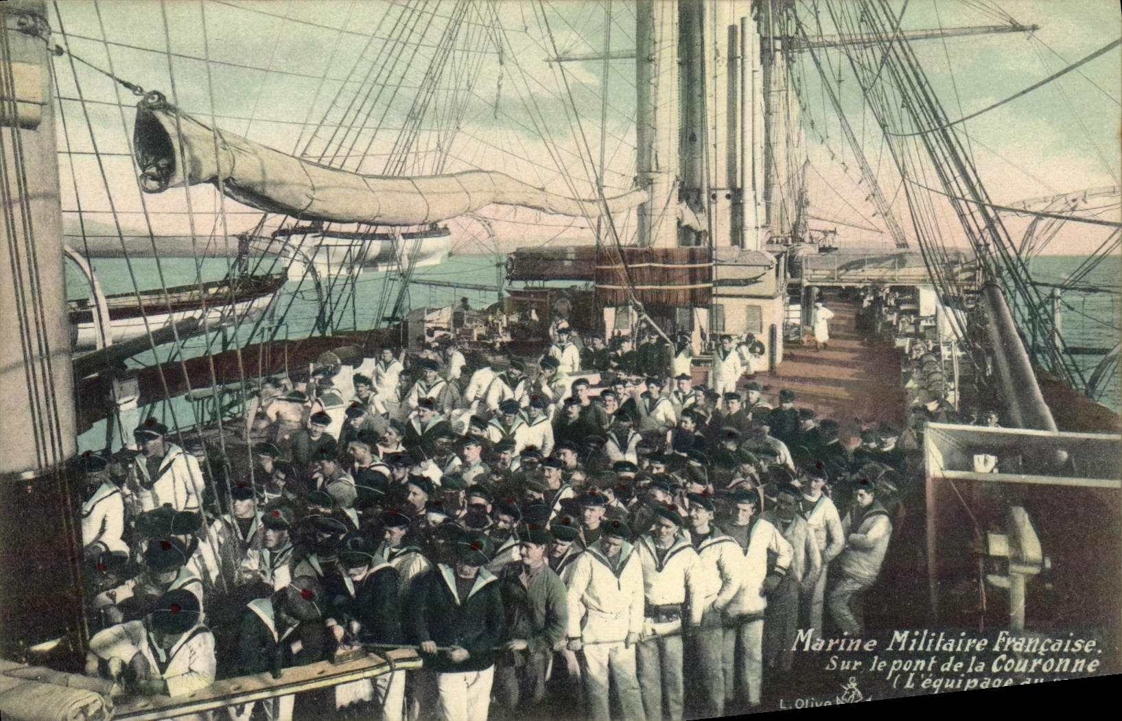 Marine Militaire Française — Sur le pont de la Couronne — L. Oliva