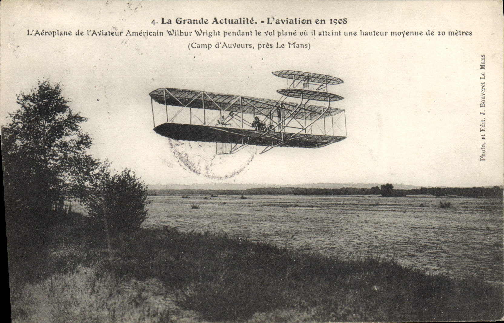 CPA Avion Aviation Aeroplane de l'aviateur Wilbur Wright pendant le vol plane 