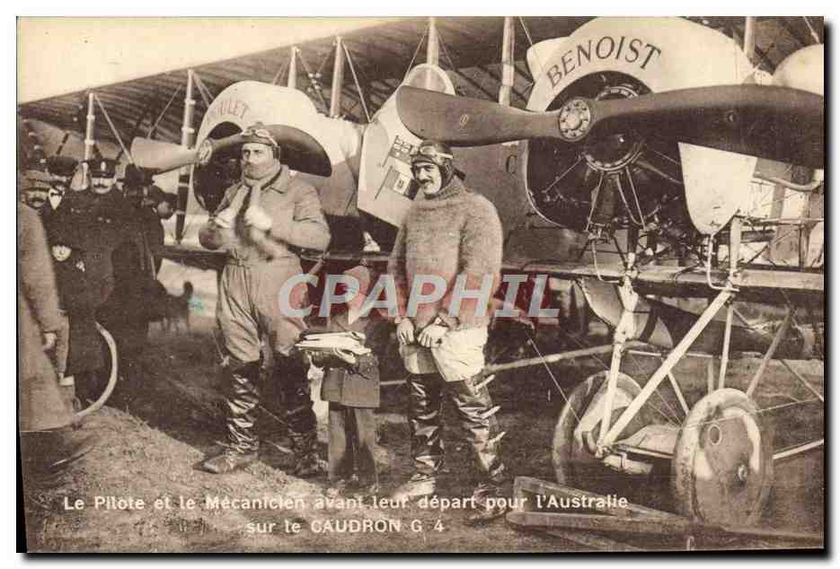 CPA Avion Aviation le pilote et le mecanicien avant leur depart pour l'Australie sur le Caudron G4 Australie