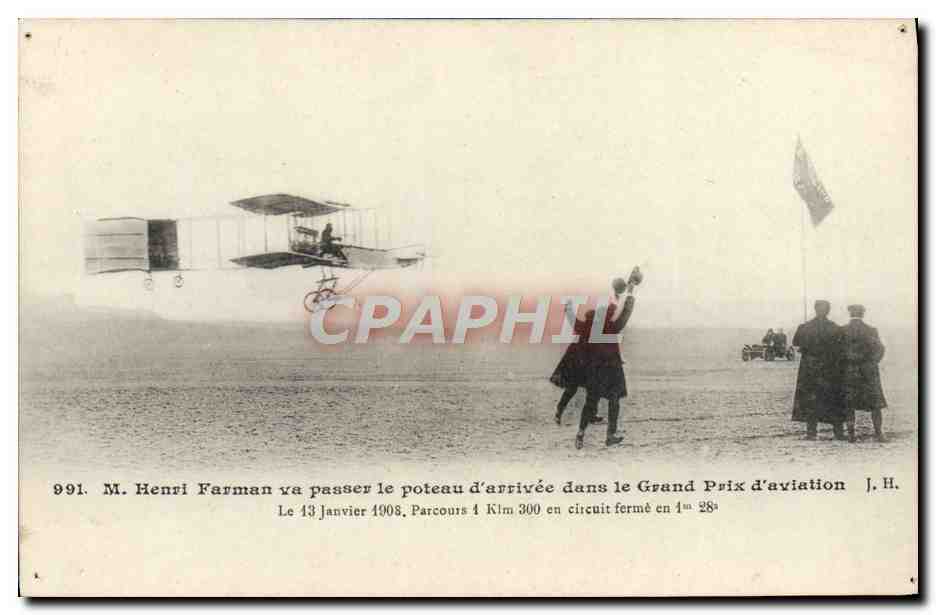 CPA Avion Aviation M Henri Farman va passer le poteau d'arrivee dans le grand prix d'aviation