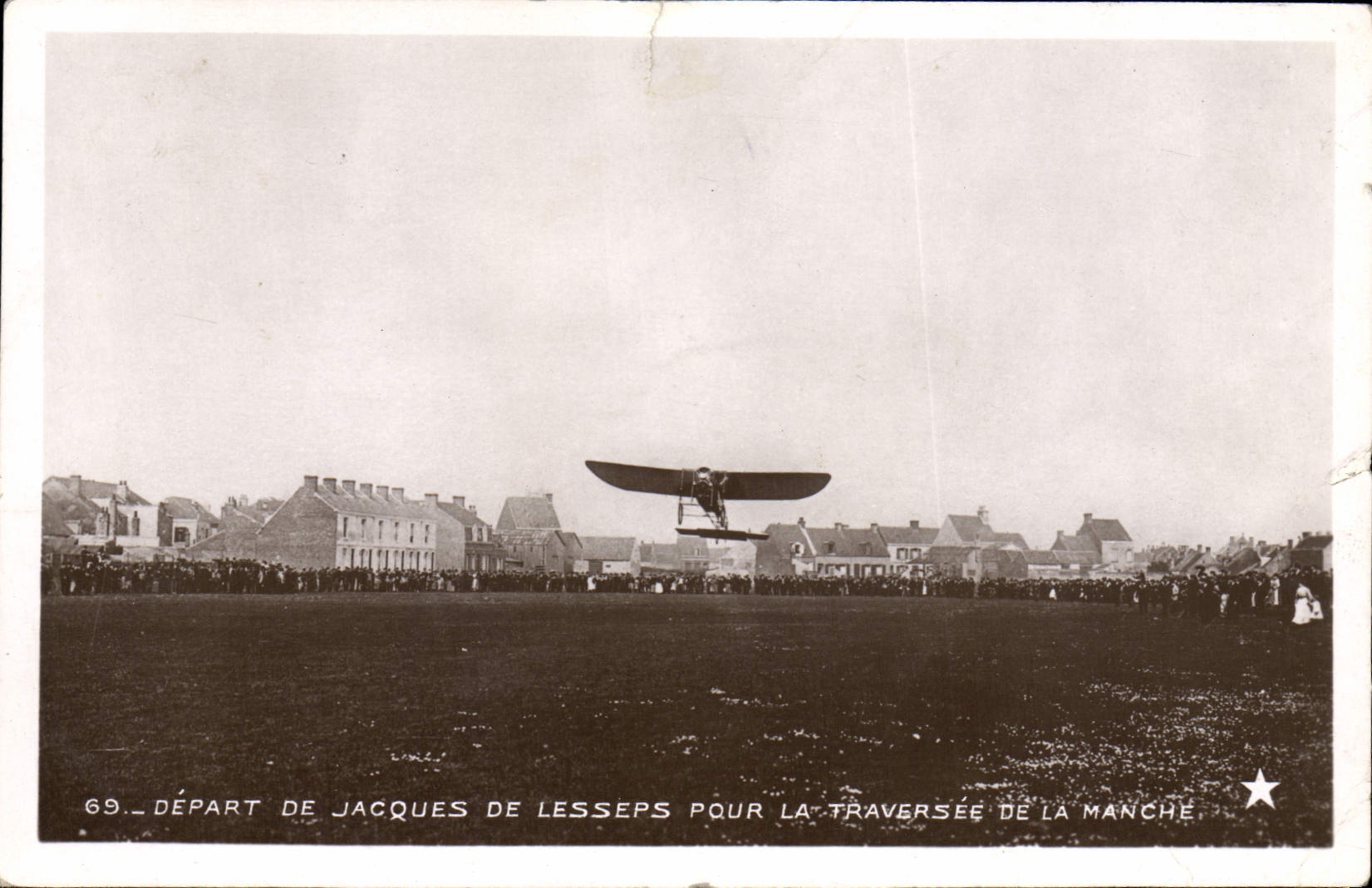 CPA Avion Aviation Depart de Jacques de Lesseps pour la traversee de la Manche 