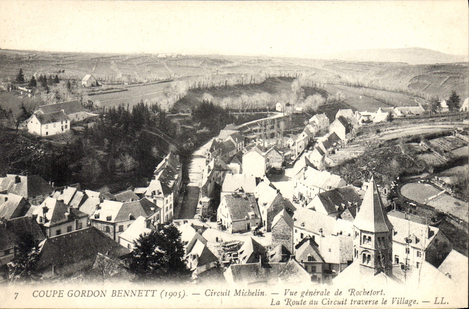 CPA Automobile Coupe Gordon Bennett 1905 Circuit Michelin Vue generale de Rochefort La route du circuit traverse