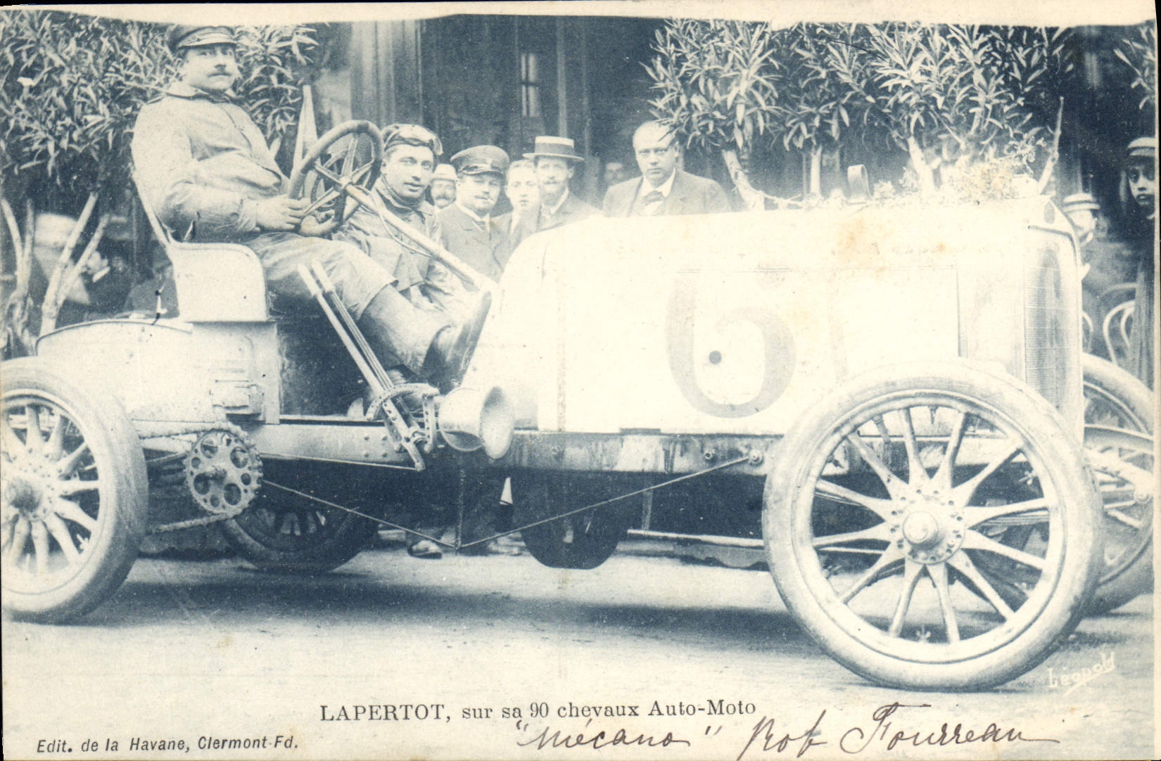 CPA Automobile Lapertot sur sa 90 chevaux Auto moto 