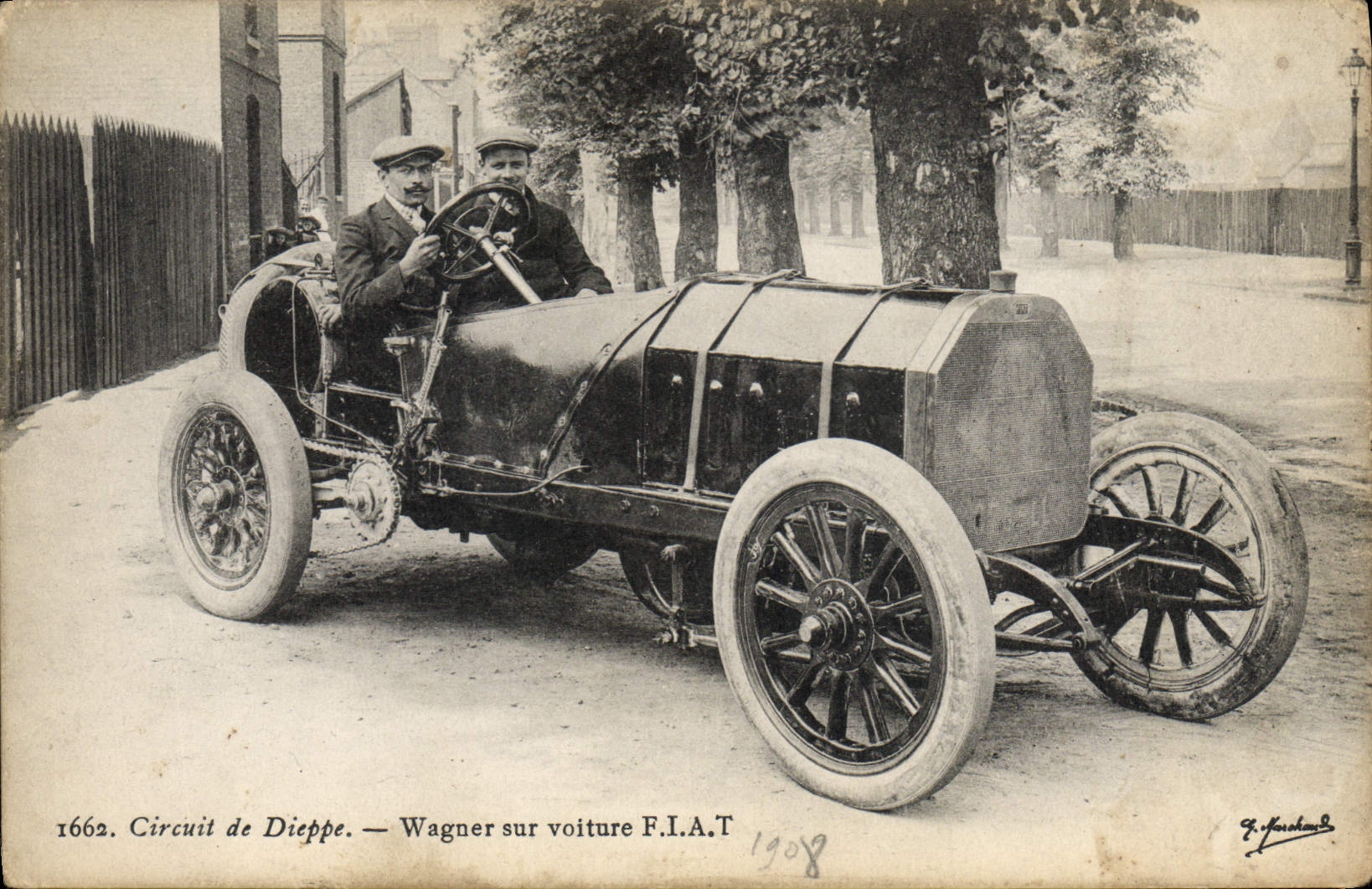 CPA Automobile Circuit de Dieppe wagner sur voiture FIAT