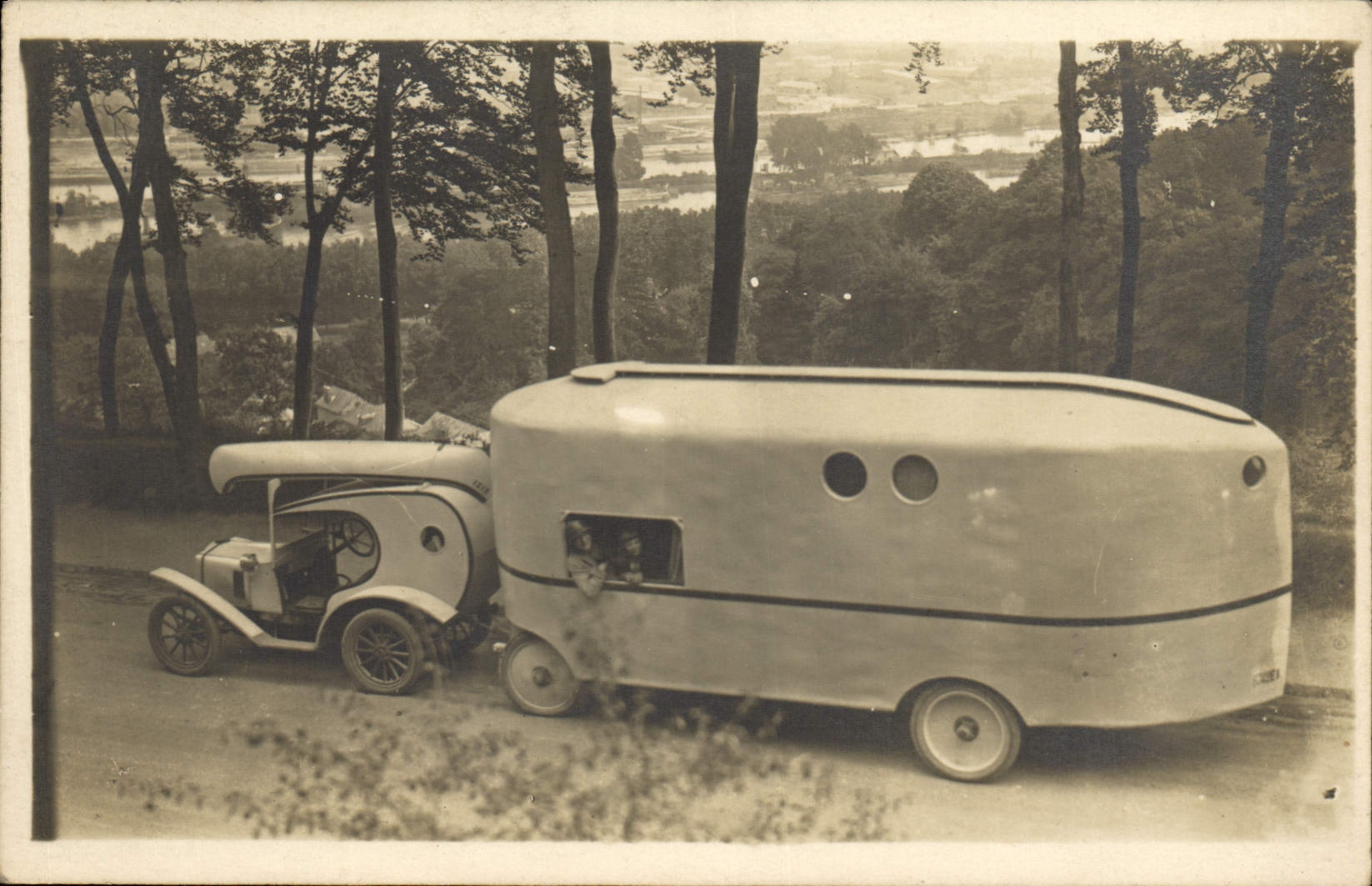 CARTE PHOTO Automobile Caravane 