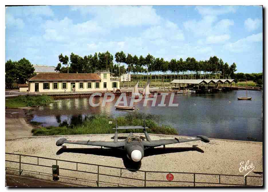 CPM Avion Aviation Centre de formation Marine d'Hourtin Gironde Un coin du plan d'eau