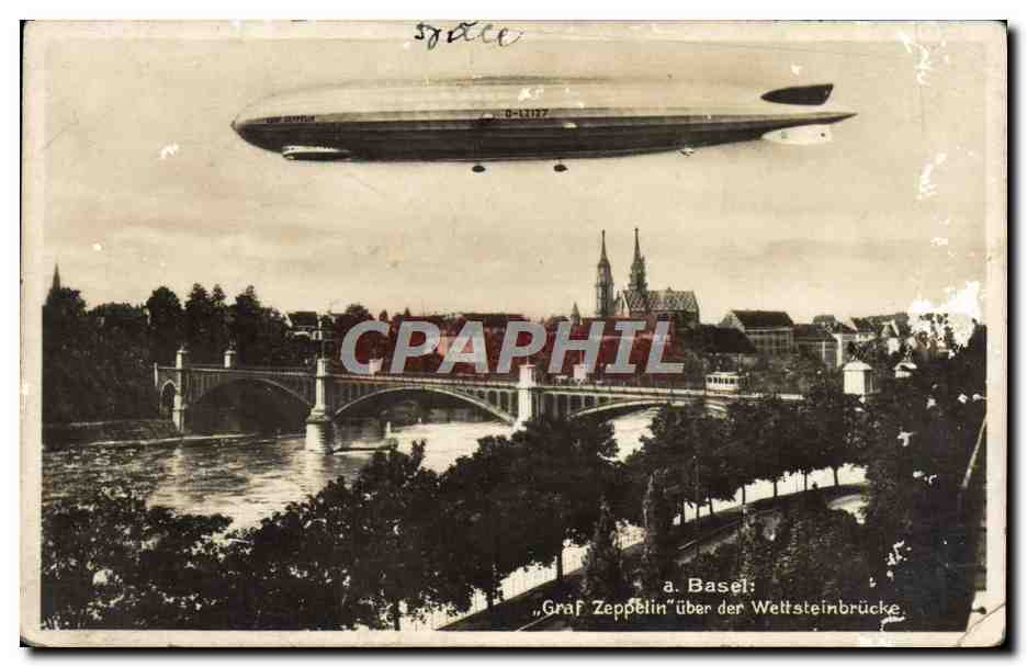 CPA Dirigeable Zeppelin Basel Graf Zeppelin uber der Wettsteinbrucke 