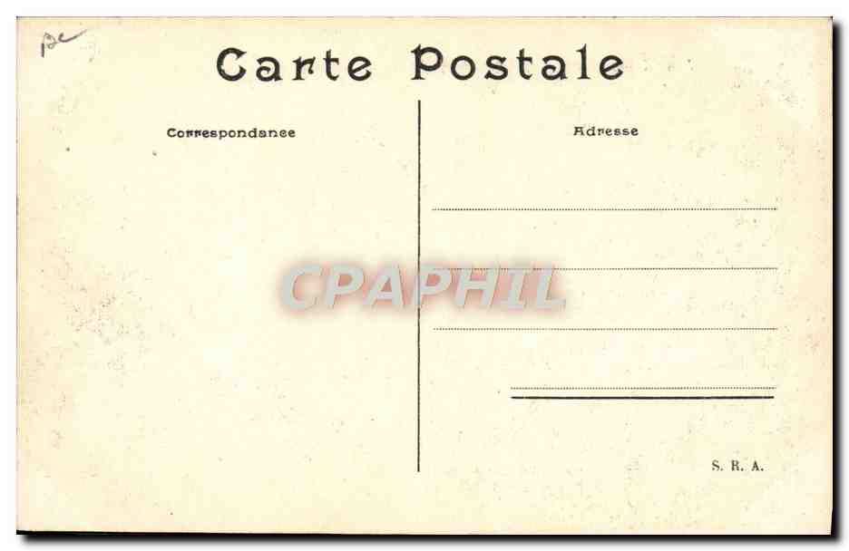 CPA Dirigeable Zeppelin Le dirigeable militaire Republique rentrant dans son hangar apres une sortie  — Rückseite