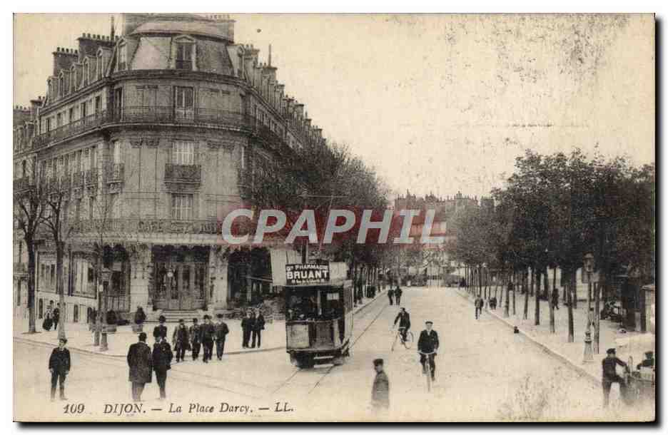 CPA Tramway Dijon La place Darcy Bruant 