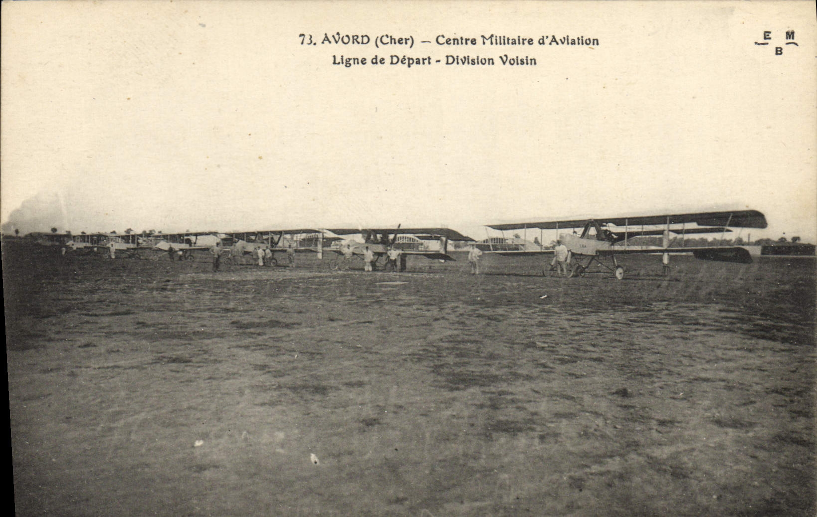 CPA Avion Aviation Avord Centre militaire d'aviation Ligne de depart Division Voisin 