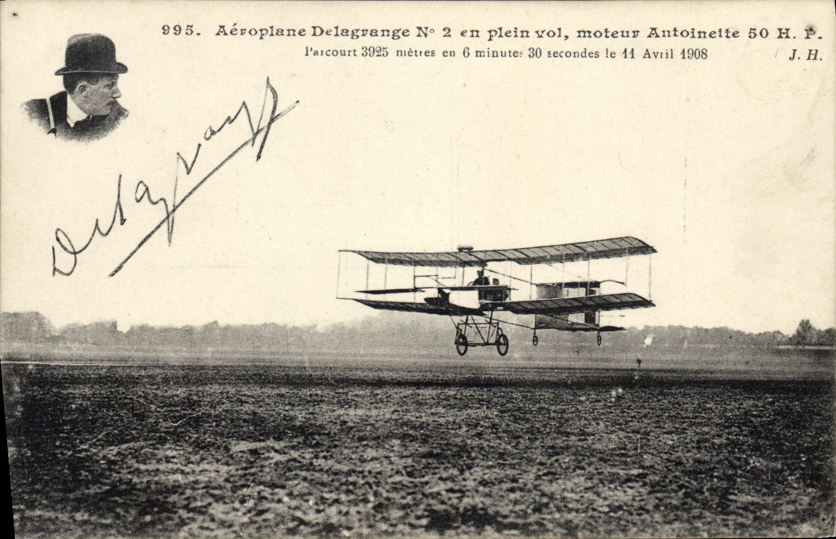 CPA Avion Aviation Aeroplane Delagrange en plein vol moteur Antoinette 