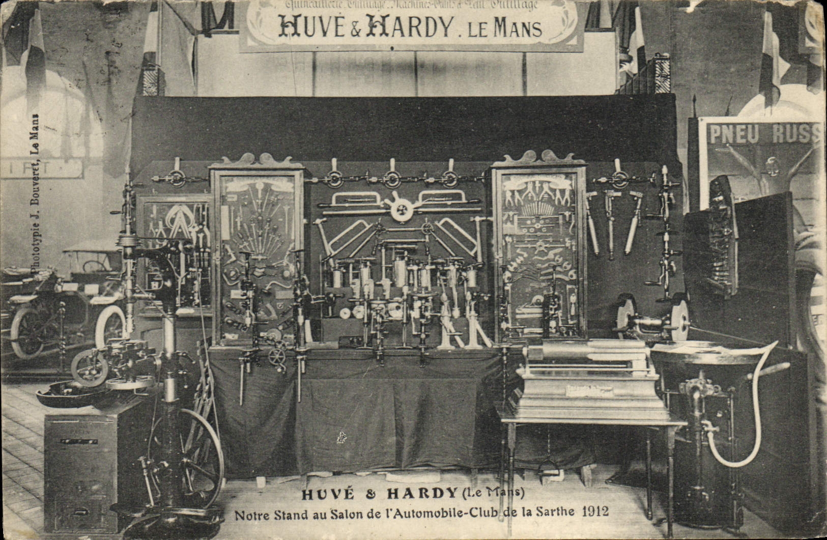 Stand Huvé & Hardy — Salon de l'Automobile-Club de la Sarthe — Le Mans 1912