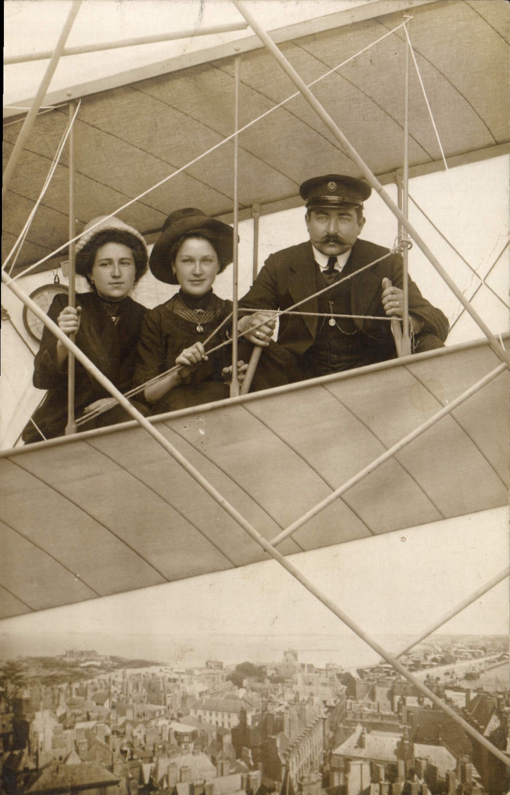 CARTE PHOTO Fantaisie Avion Aviation