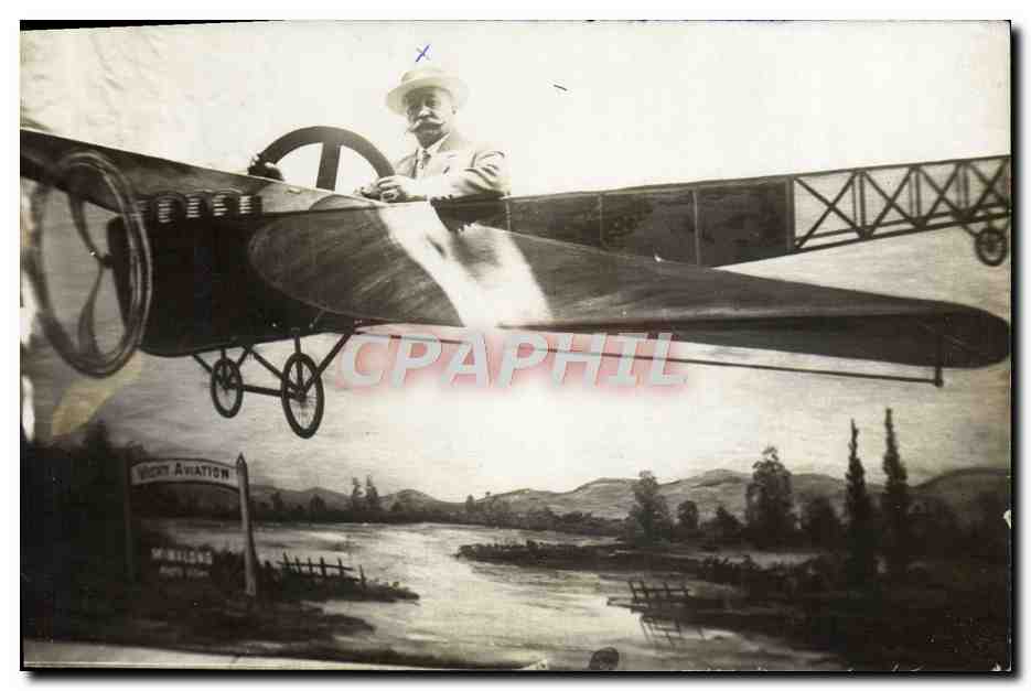 CARTE PHOTO Fantaisie Avion Aviation Vichy Aviation