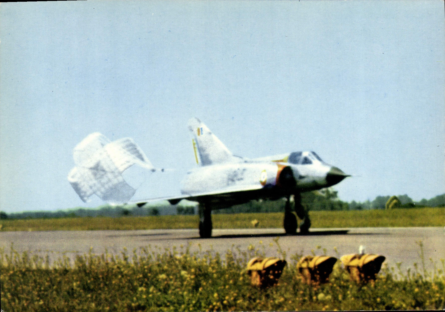 CPM Avion Aviation GAM Dassault Mirage III C Appareil d'interception et d'appui tactique a l'atterrissage 