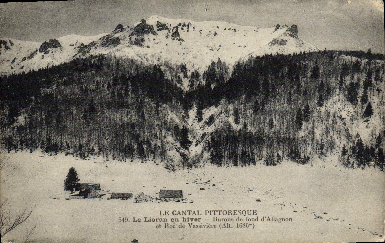 CPA Le Lioran en hiver Burons de fond d'Allagnon et roc de Vassiviere 