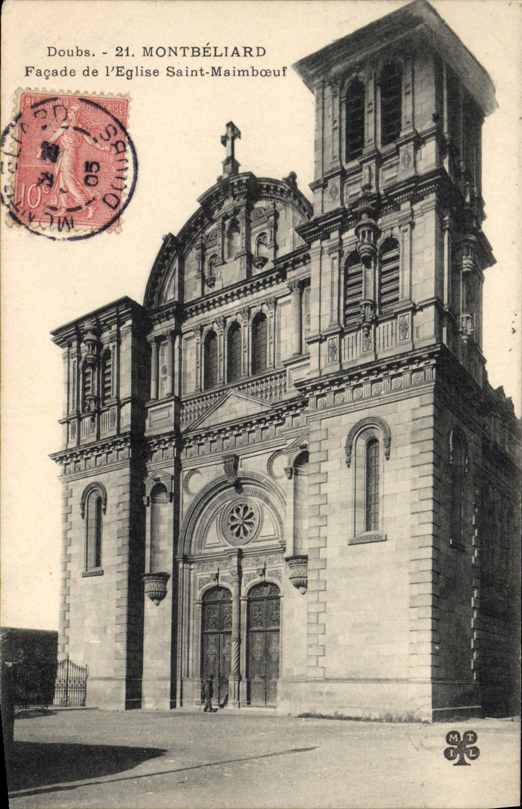 CPA Montbeliard Facade de L'Eglise Saint Maimboeuf