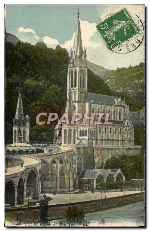 CPA Lourdes La Basilique