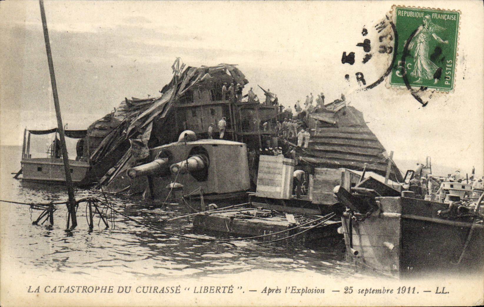 La catastrofe del corazzata "Liberté" — Dopo l'esplosione — 25 settembre 1911 — LL.