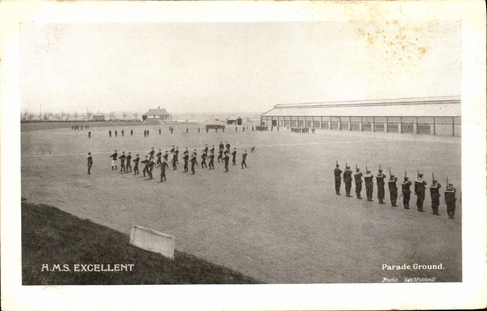 CPA Bateau HMS Excellent Parade ground 