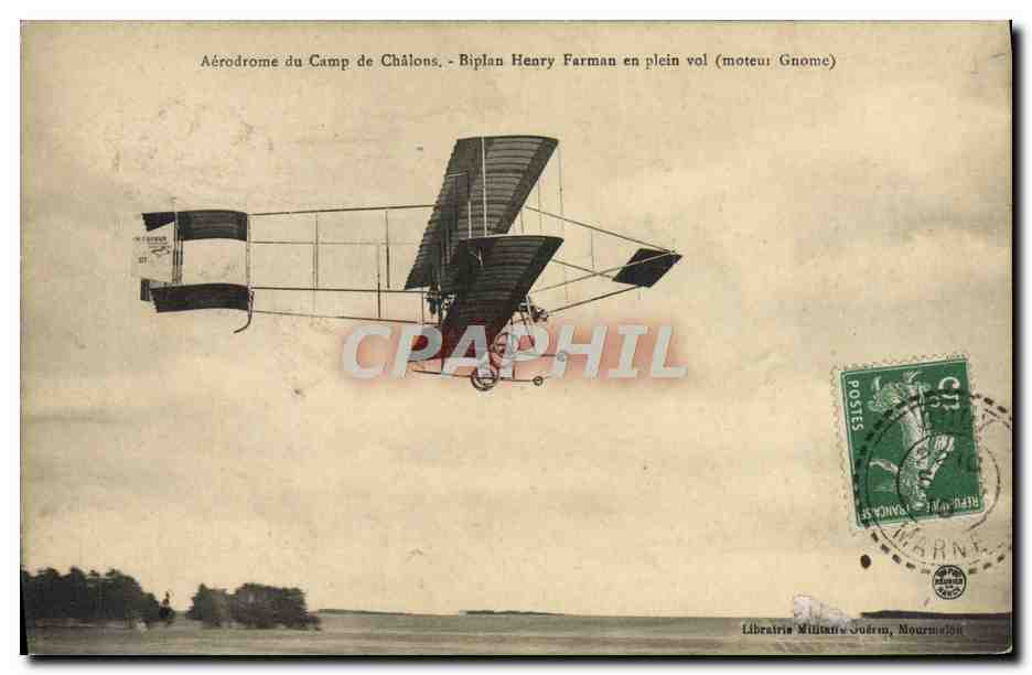 CPA Avion Aviation Aerodrome du camp de Chalons Biplan Henry Farman en plein vol Moteur Gnome 