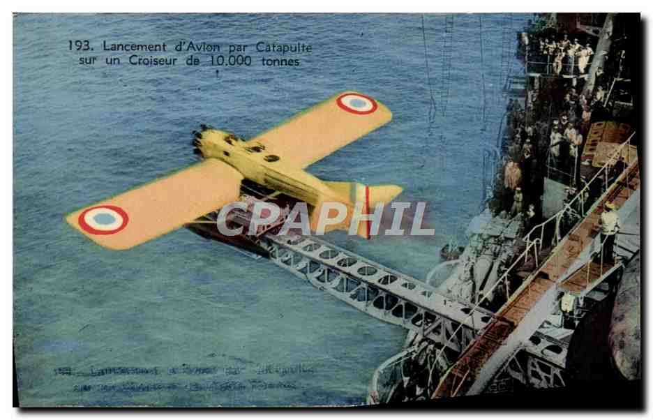 CPA Avion Aviation Lancement d'avion par catapulte sur un croiseur de 10 000 tonnes 