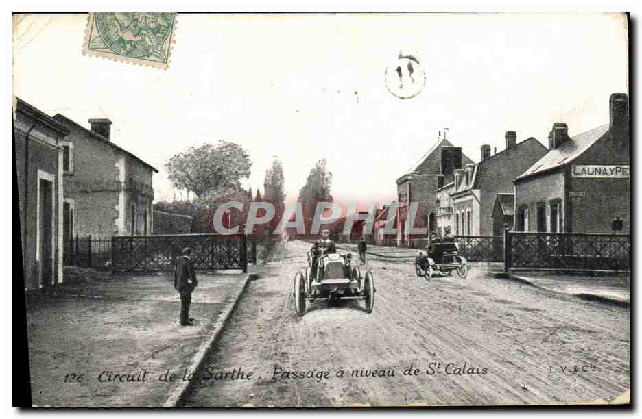 CPA Automobile Circuit de la Sarthe Passage a niveau de St Calais 