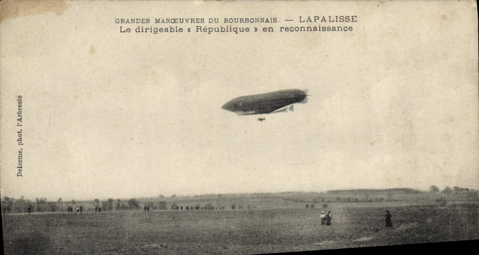 CPA Avion Aviation Dirigeable Zeppelin Grandes manoeuvres du Bourdonnais Lapalisse Republique 