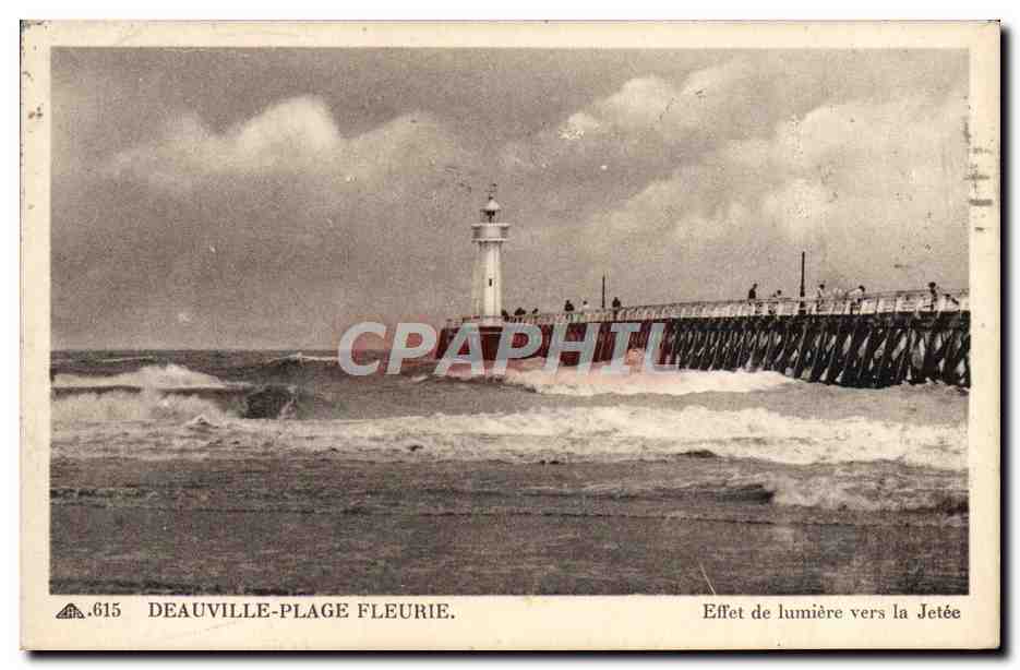 Deauville-Plage Fleurie — Effet de lumière vers la Jetée — CP DES ARTS PHOTOGRAPHIQUES