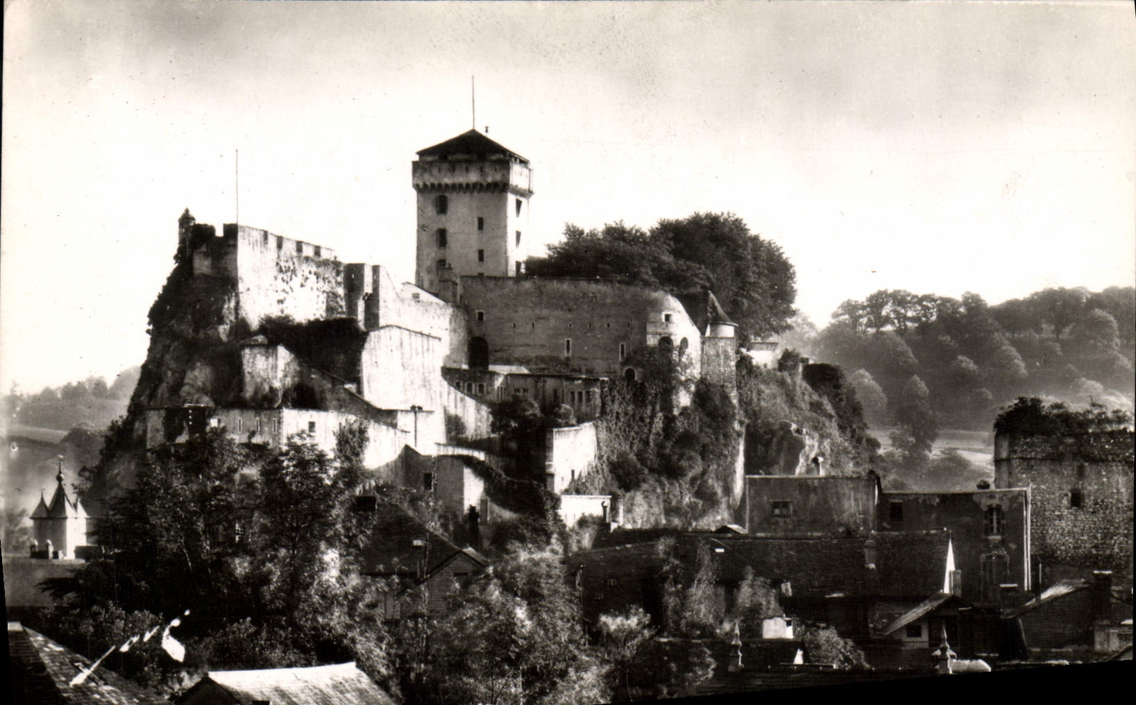 CPM Lourdes Le Chateau Fort Defenses Meridionales