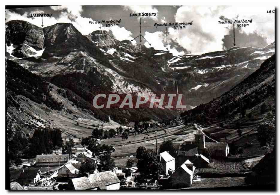 CPM Gavarnie Le Village Et Le Cirque Pic du Marbore Le casque 