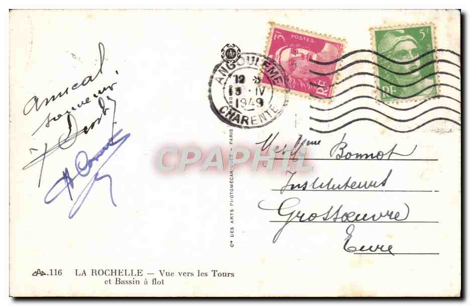 CPA La Rochelle Vue Vers Les Tours Et Bassin A Flot Bateaux — Rückseite