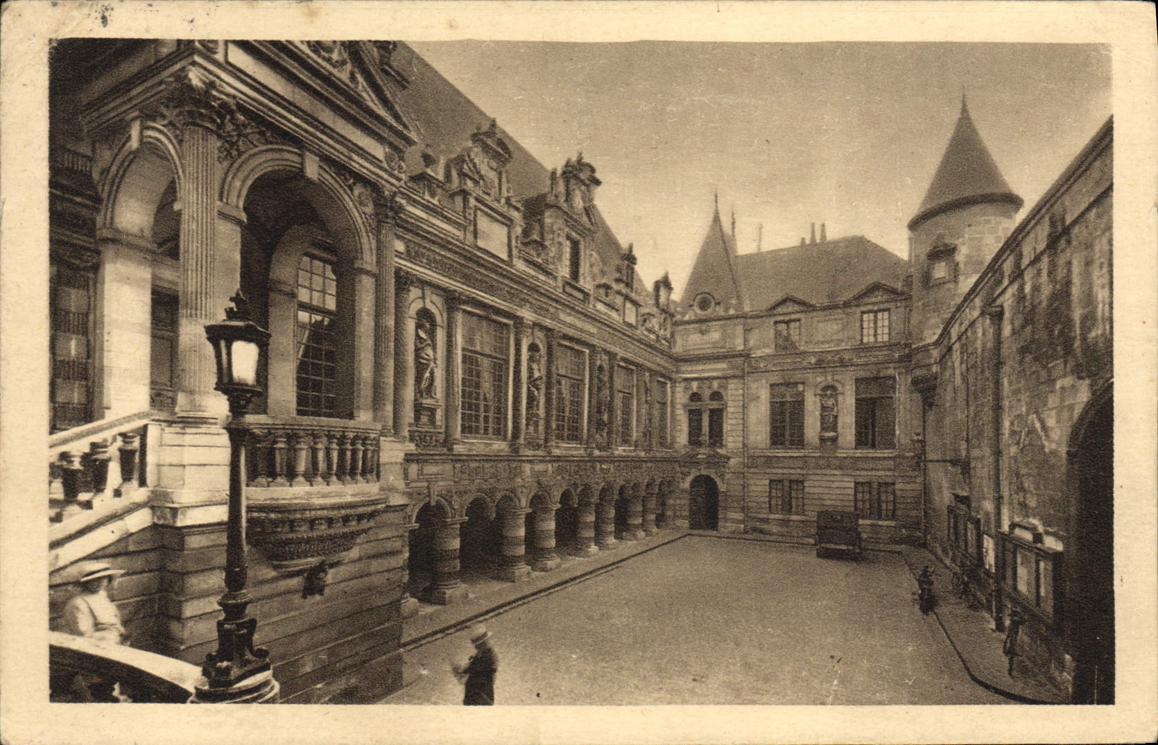 CPA La Rochelle Hotel de Ville