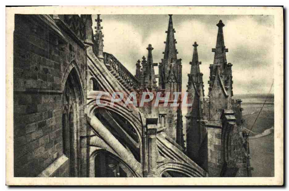 CPA Abbaye Du Mont Saint Michel Contreforts de l'Eglise Abbstiale et escalier de dentelle