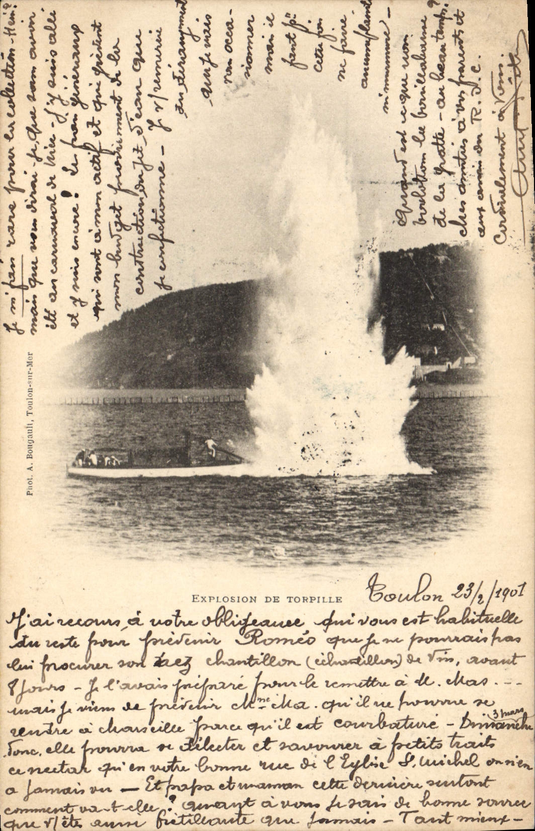 CPA Bateau de guerre Explosion de torpille