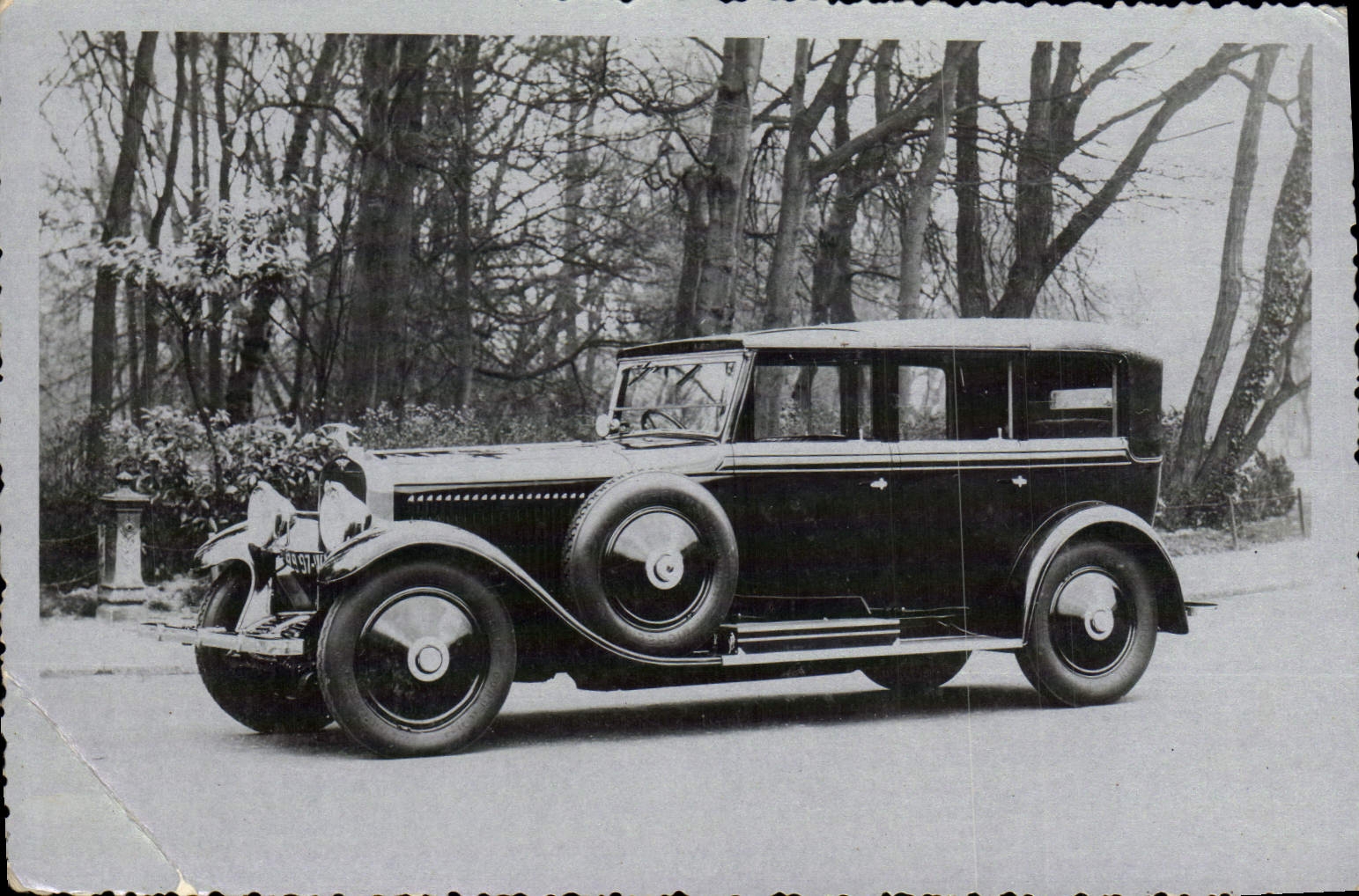 Voiture de luxe — 1930 environ — CPAPHIL