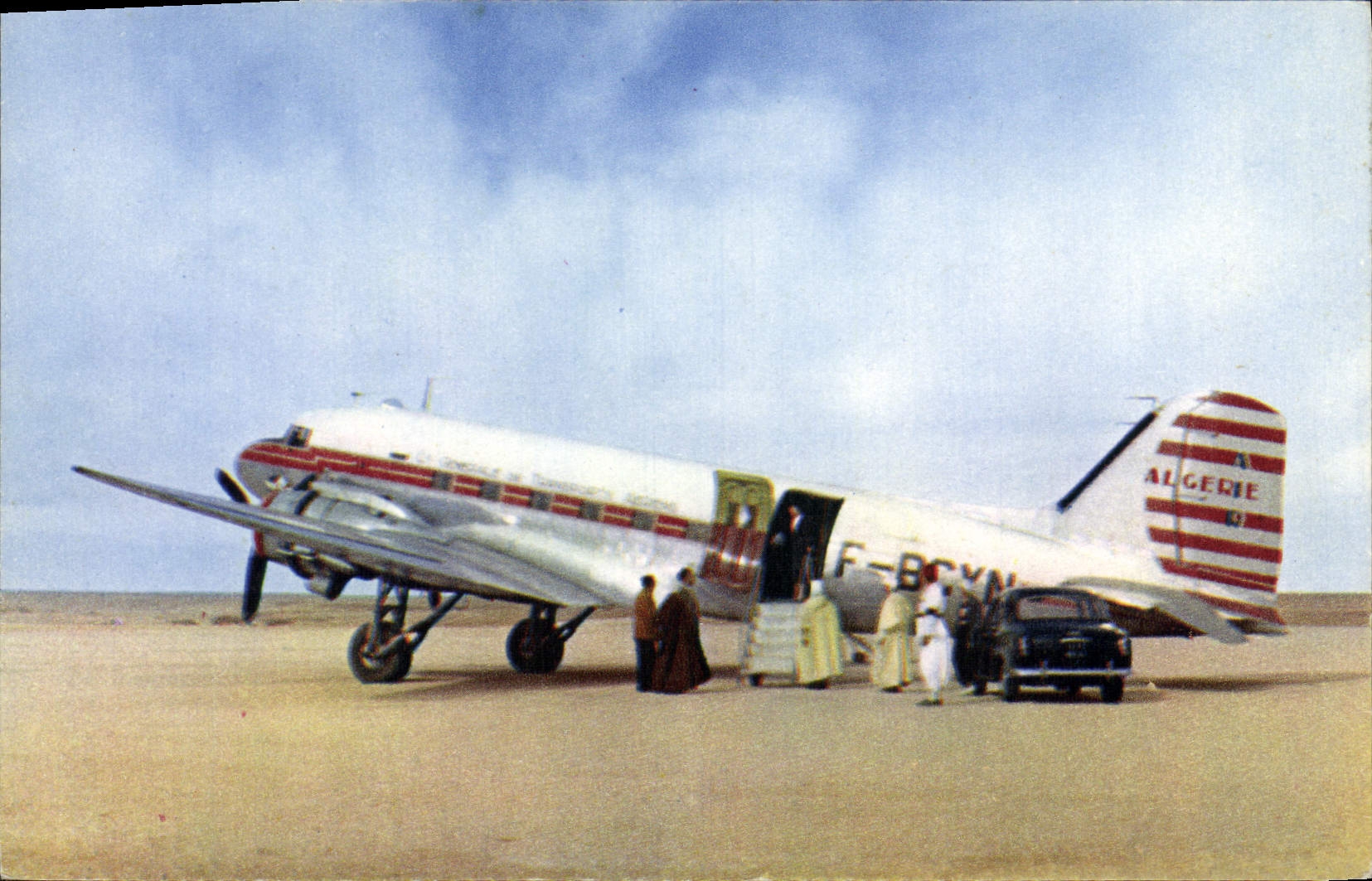 CPM Avion Aviation Deserte du Sahara par un Douglas DC3 de la Cie generale de Transports aeriens Air Algerie 