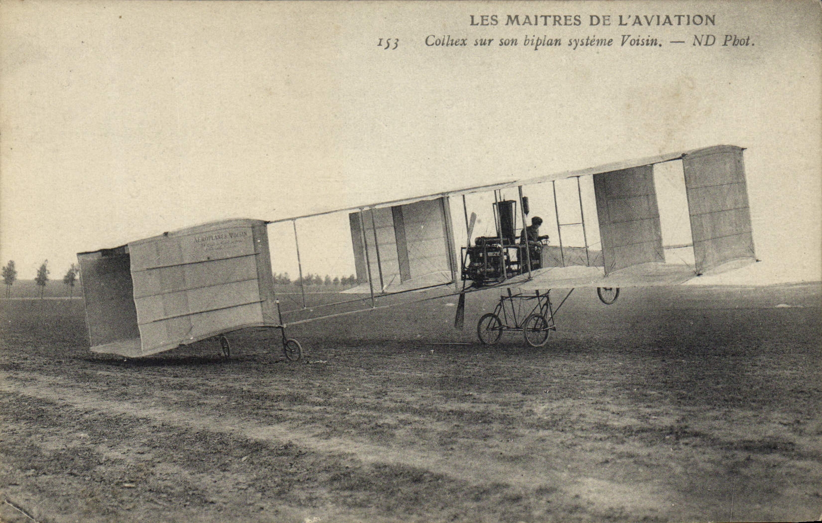 CPA Avion Aviation Colhex sur son biplan systeme Voisin 